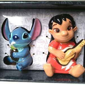 DISNEY Lilo and stitch Salt and Pepper Shakers